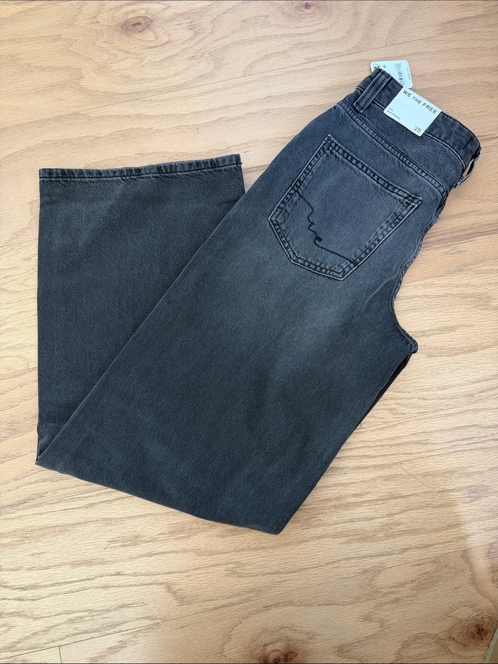 Free People We The Free Nia Boyfriend Jeans - Picture 5 of 5